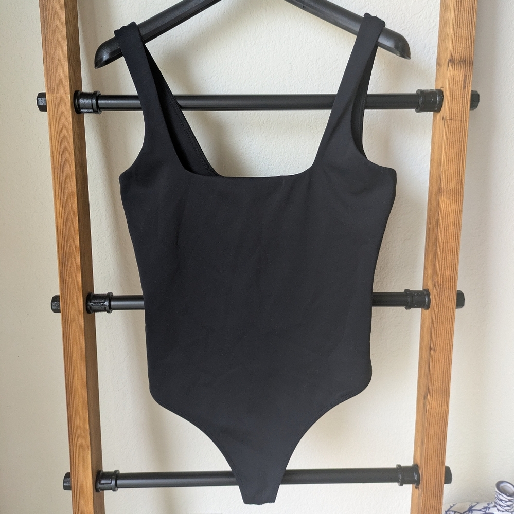Good American Women's Black One Body Sculpting Bodysuit - Size 2